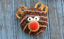 So Easy and Adorable Rudolph the Red Nosed Reindeer Cookie Recipe