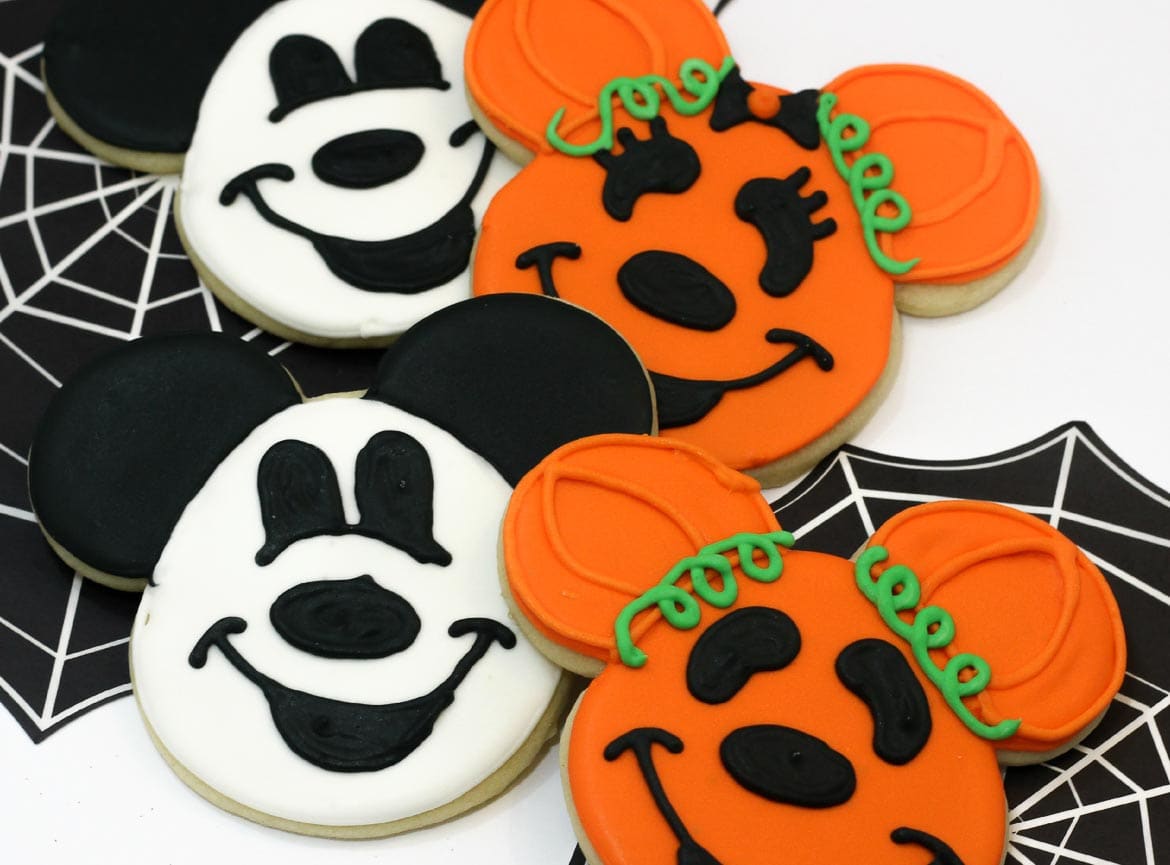 Mickey Mouse and Minnie Mouse Halloween Cookies-2