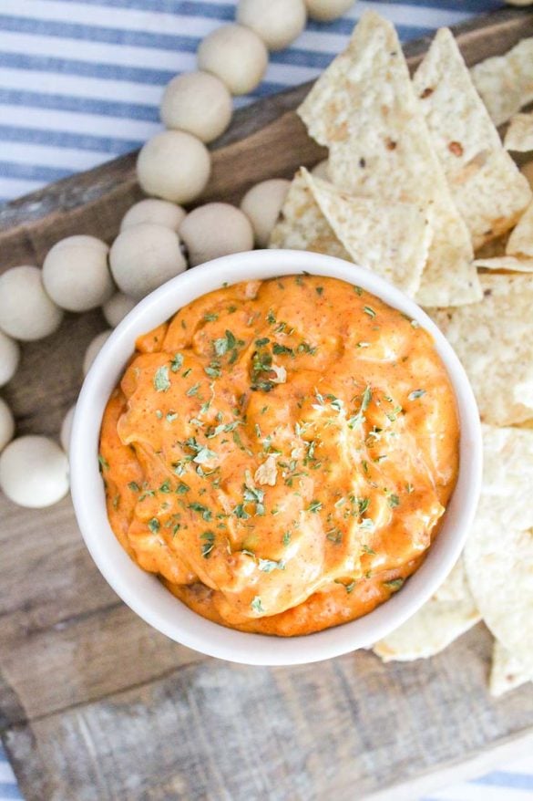 Easy Velveeta Queso Crockpot Dip Recipe Perfect for Parties