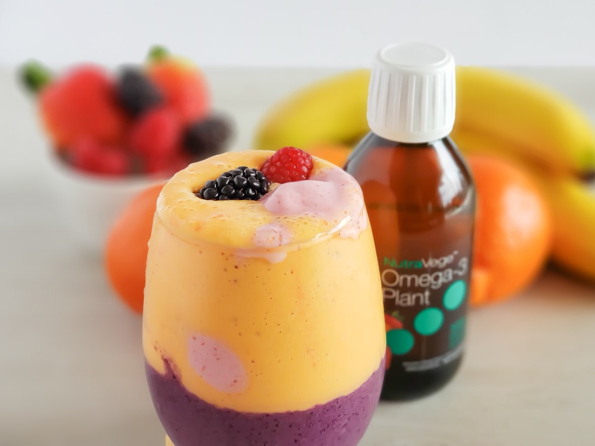 Fruit smoothie with NutraVege Omega 3