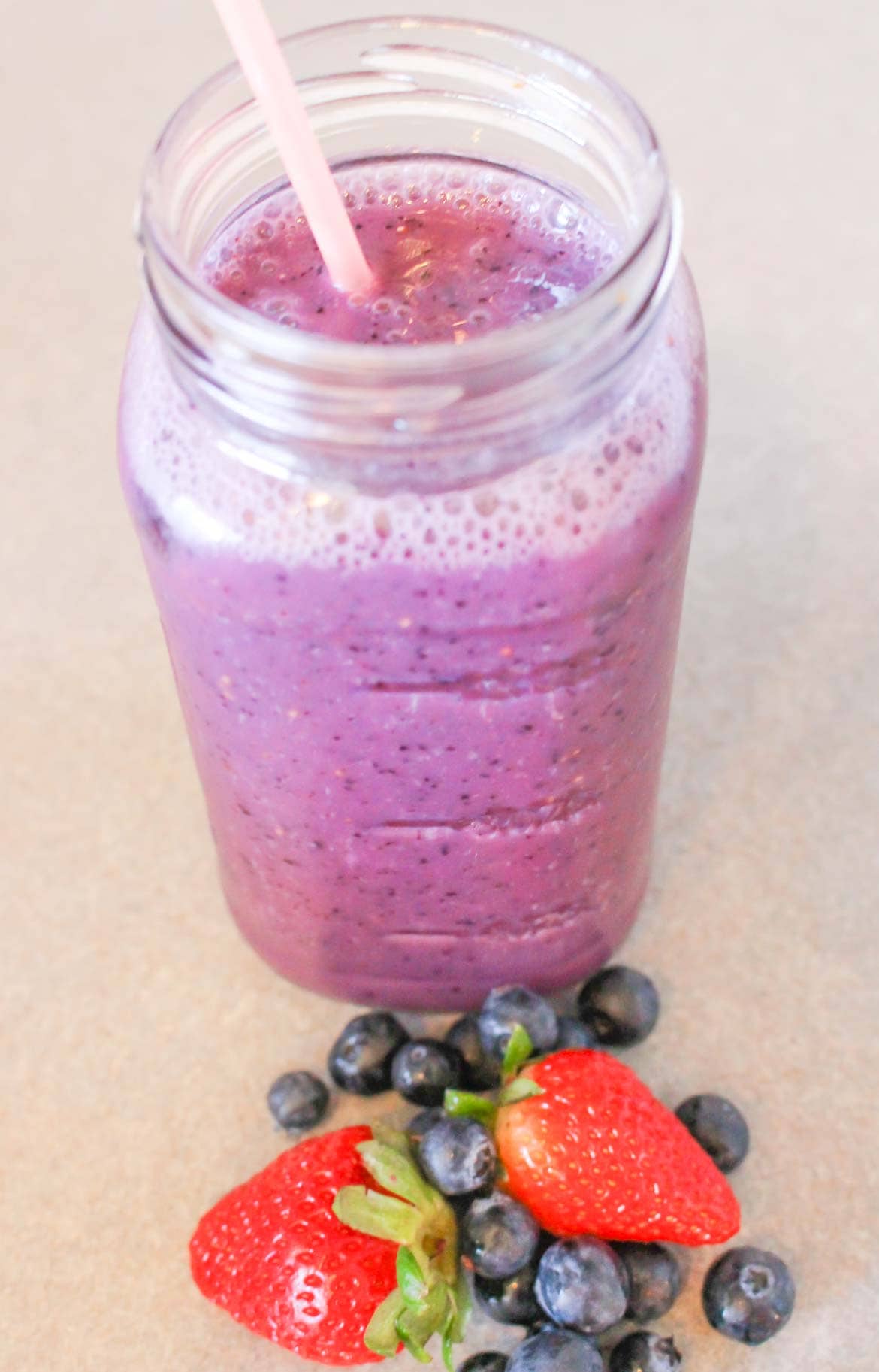 berry smoothie with almond milk