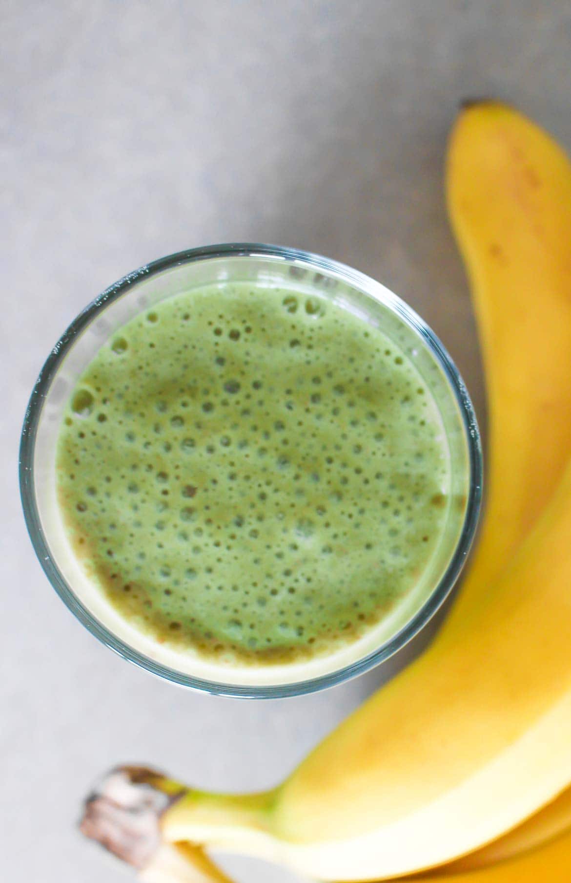 matcha banana almond milk smoothie 