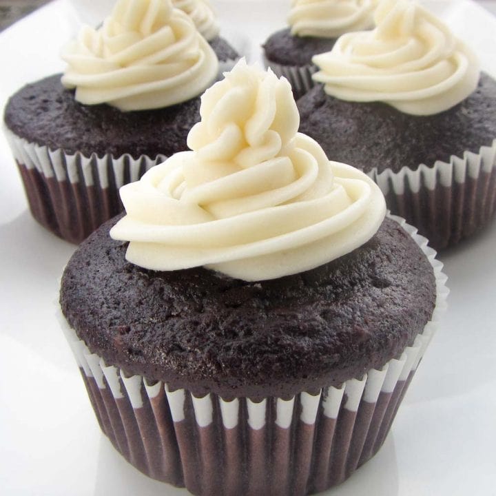 one bowl chocolate cupcakes