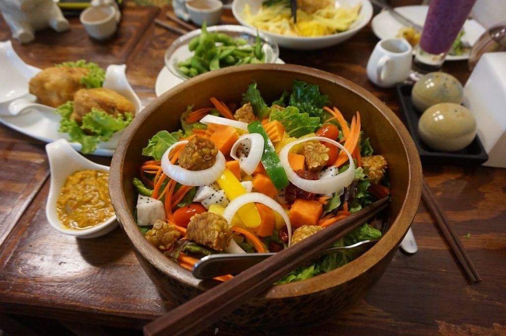 tempeh in salad meat substitute