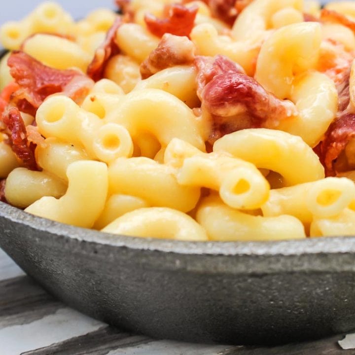 Cast Iron Bacon Mac and Cheese