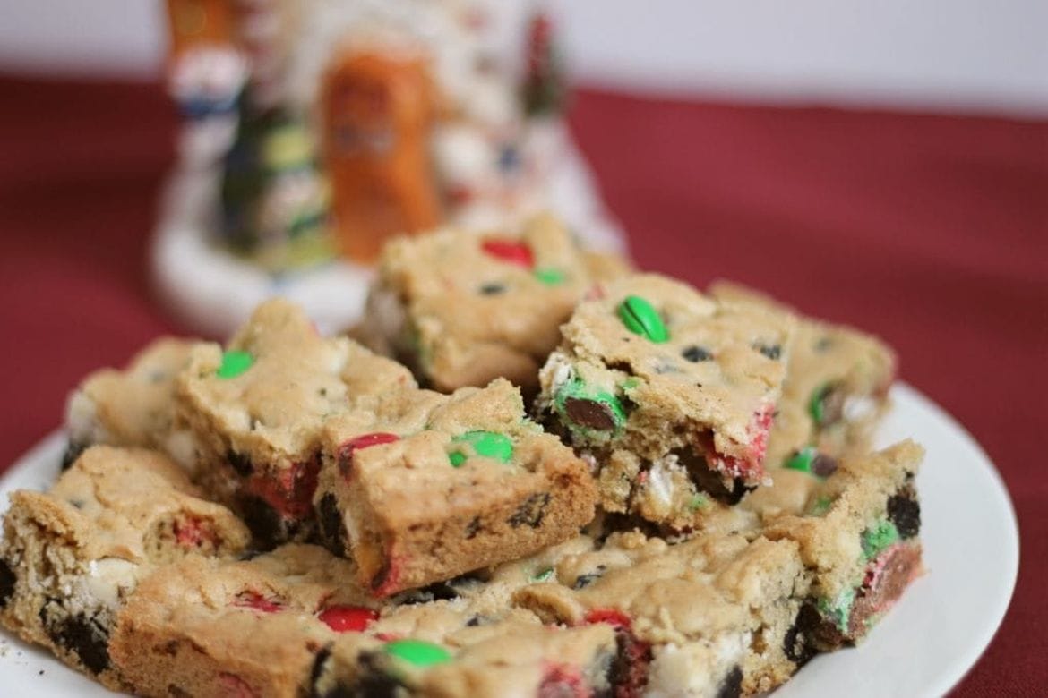 M&M Cookie Bars