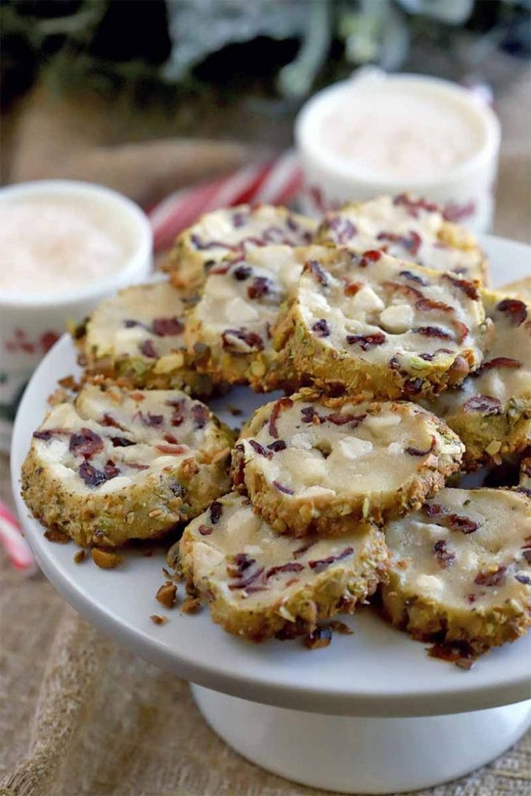 50 Delicious and Easy Christmas Cookie Recipes