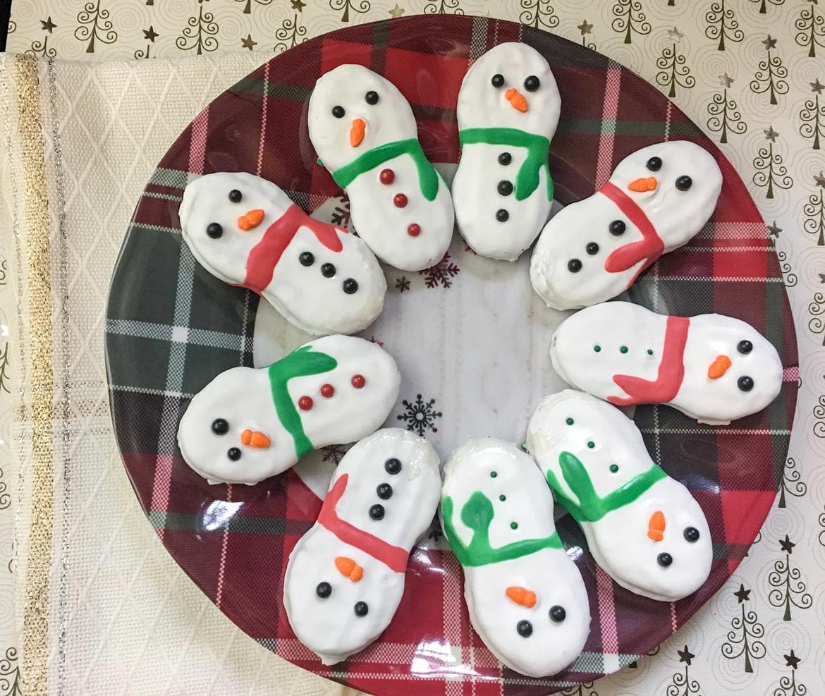 Snowman Cookies Made With Nutter Butters