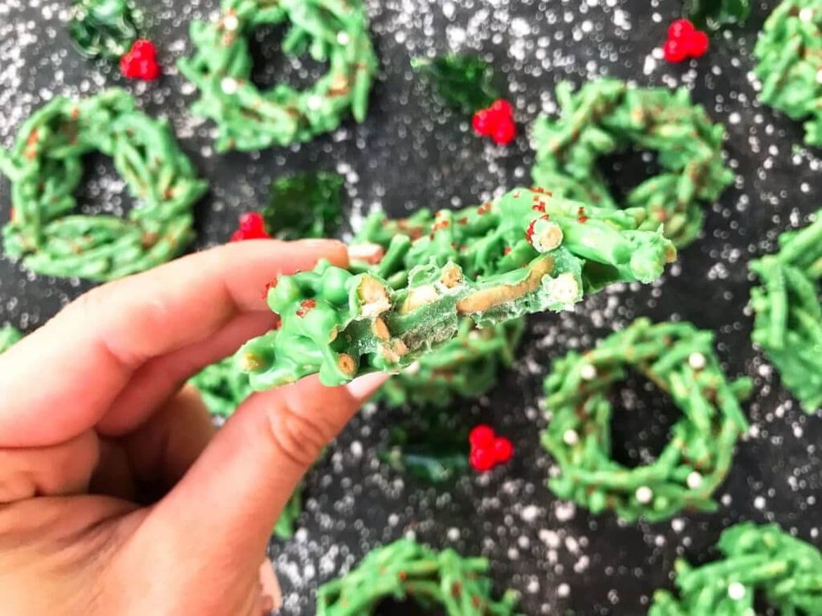 No Bake Christmas Wreath Cookies