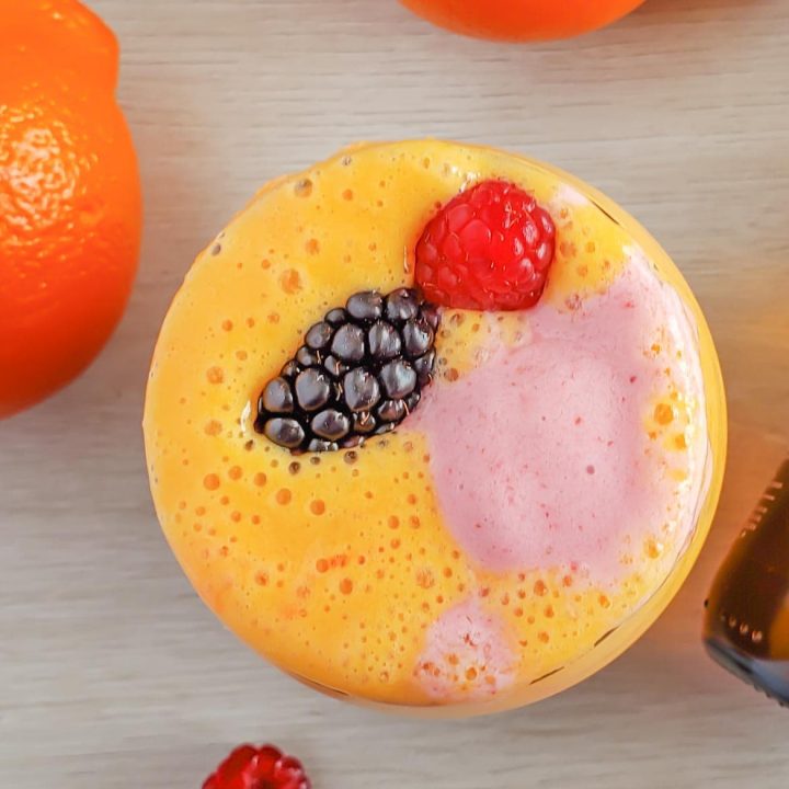 Mango mixed berry smoothie