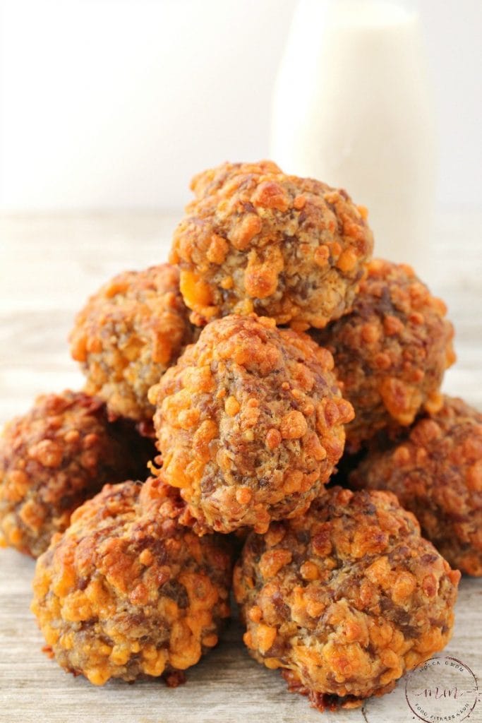 Spicy Keto Sausage Balls from Moscato Mom