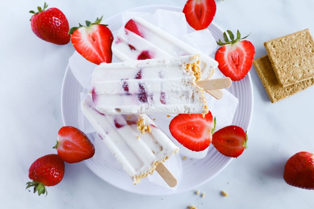 Strawberry Cheesecake Popsicles with Greek Yogurt and Cream Cheese