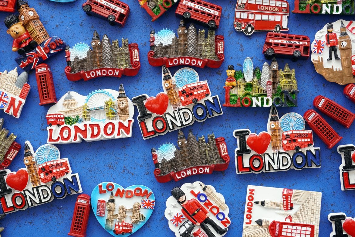 The Best Souvenirs from London Souvenir magnets from London