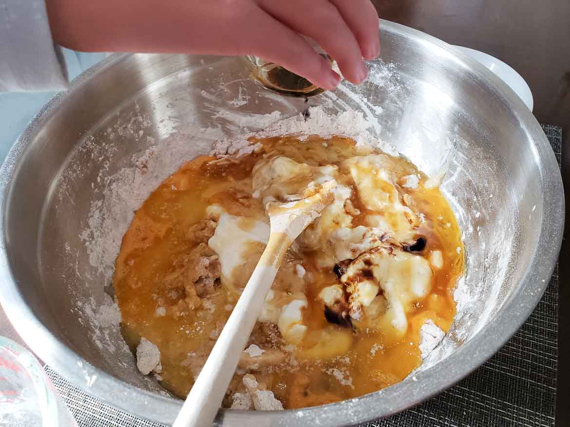 Making sour Cream Apple Muffins