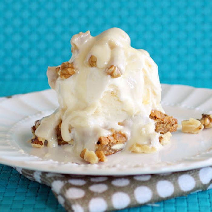 Applebees Maple Walnut Blondie from The Girl Who Ate Everything
