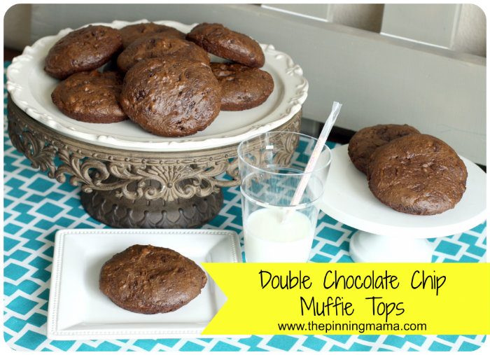 Panera Muffie Tops Double Chocolate Chip Muffins Copycat by The Pinning Mama