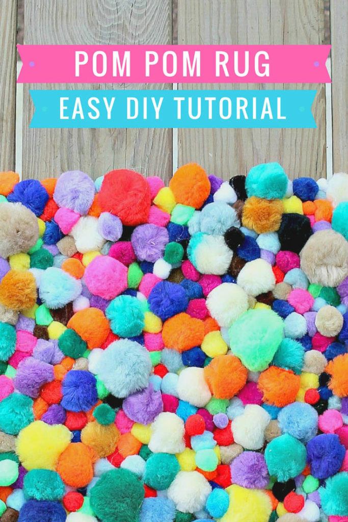 pom pom rug diy tutorials | How to make a pom pom rug | pom pom rug instructions | yarn pom pom rug diy | 