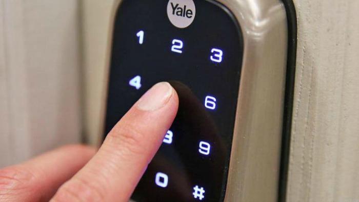 Yale Keyless Deadbolt Keypad